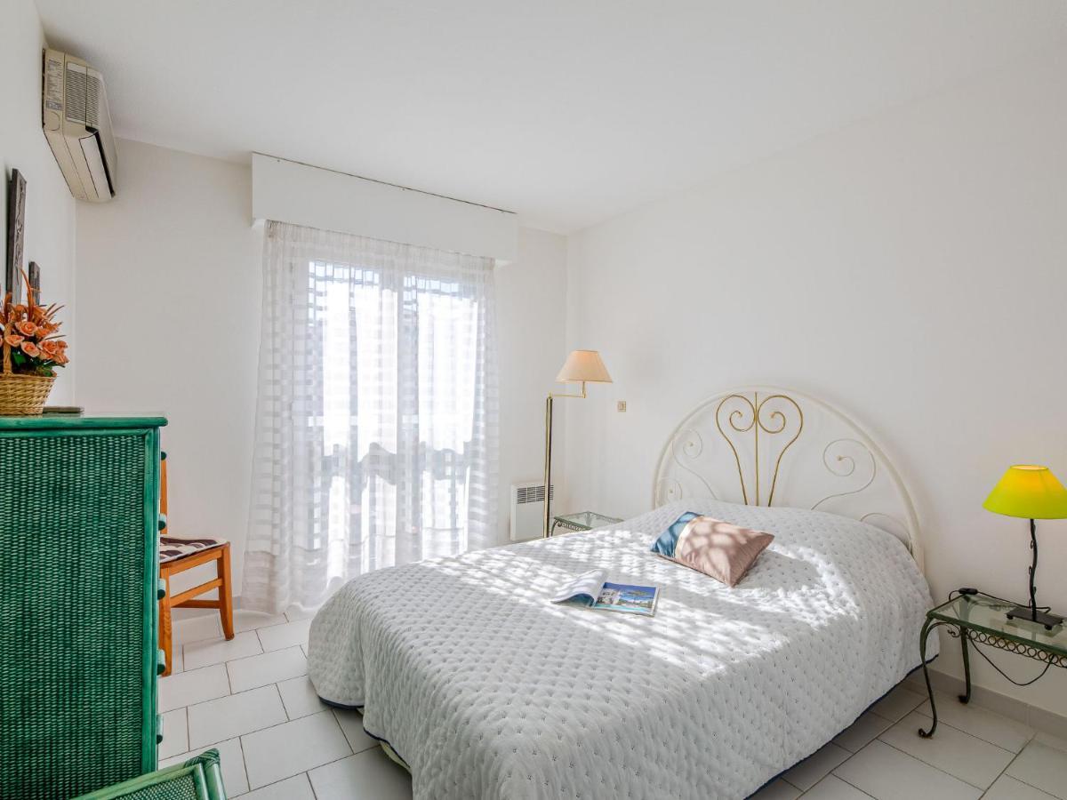 Appartement Port D'attache-10 By Interhome Fréjus